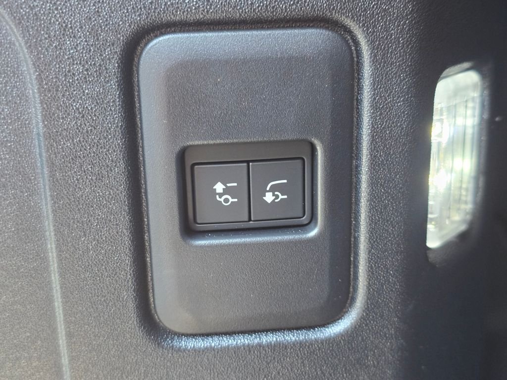 New 2026 Sedona Red LAND ROVER X-Dynamic SE image 12