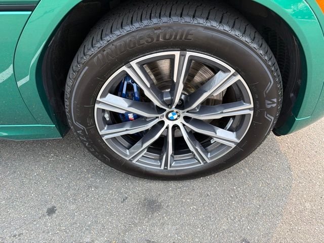 Used 2026 Green BMW M60i image 33