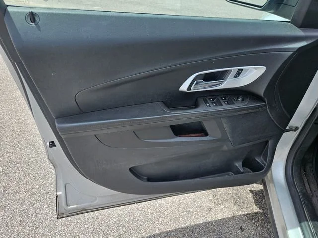 Used 2016 SILVER ICE METALLIC Chevrolet L image 10