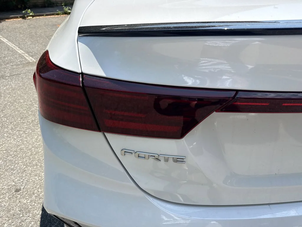 Used 2022 Snow White Pearl Kia GT-Line image 34