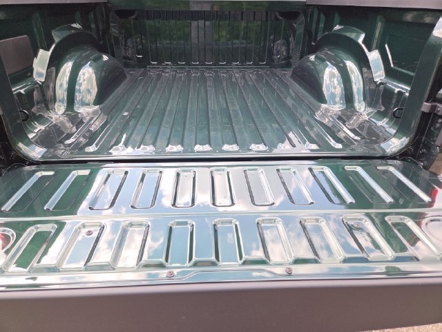New 2026 Serrano-Green Metallic Exterior Paint RAM Express image 29