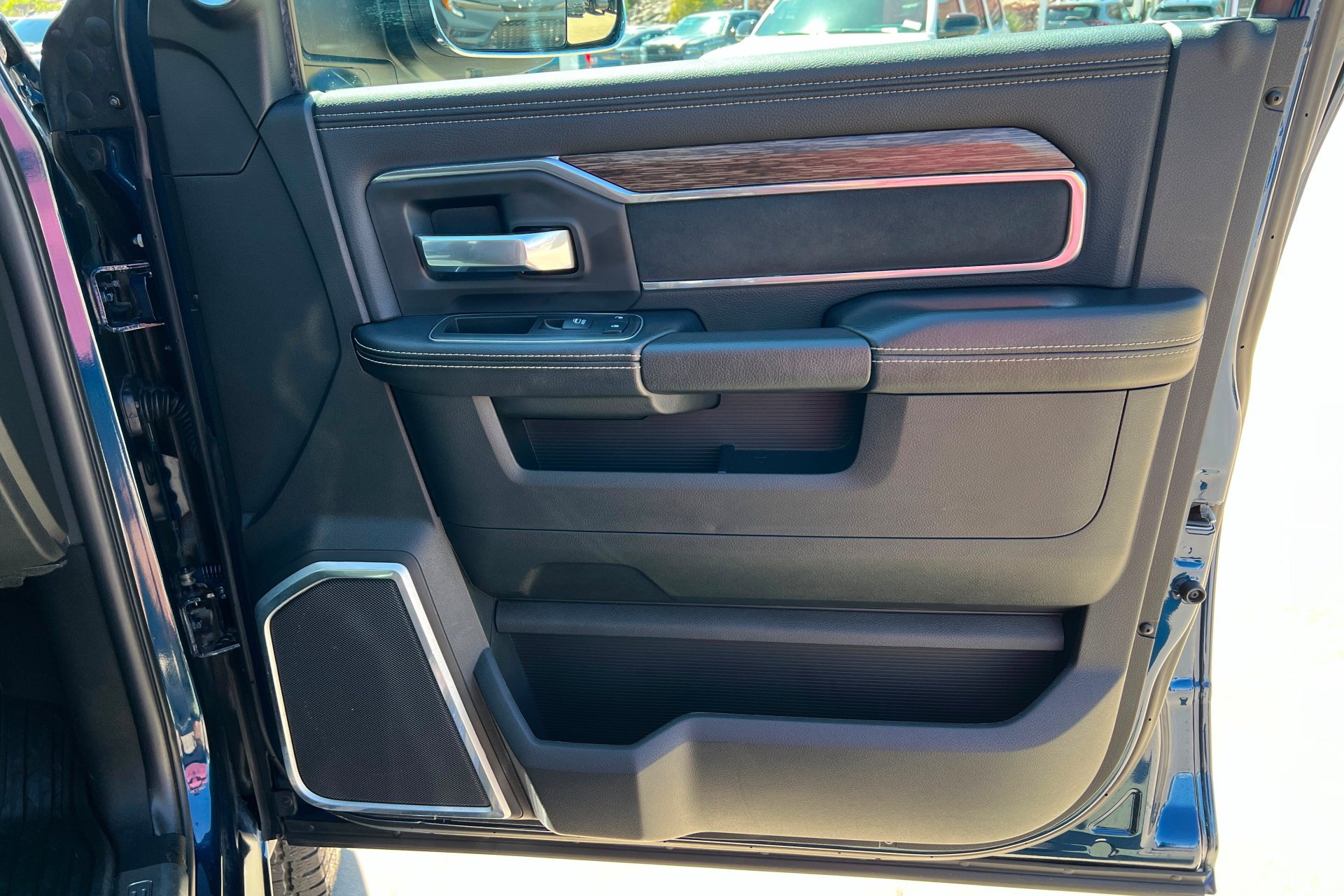 Certified Used 2021 Patriot Blue Pearlcoat Ram Laramie image 23
