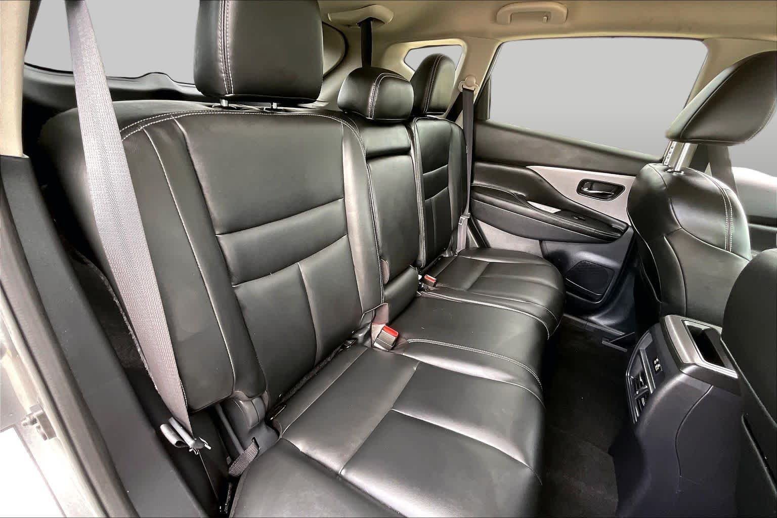 Used 2023 Gun Metallic Nissan SV image 19
