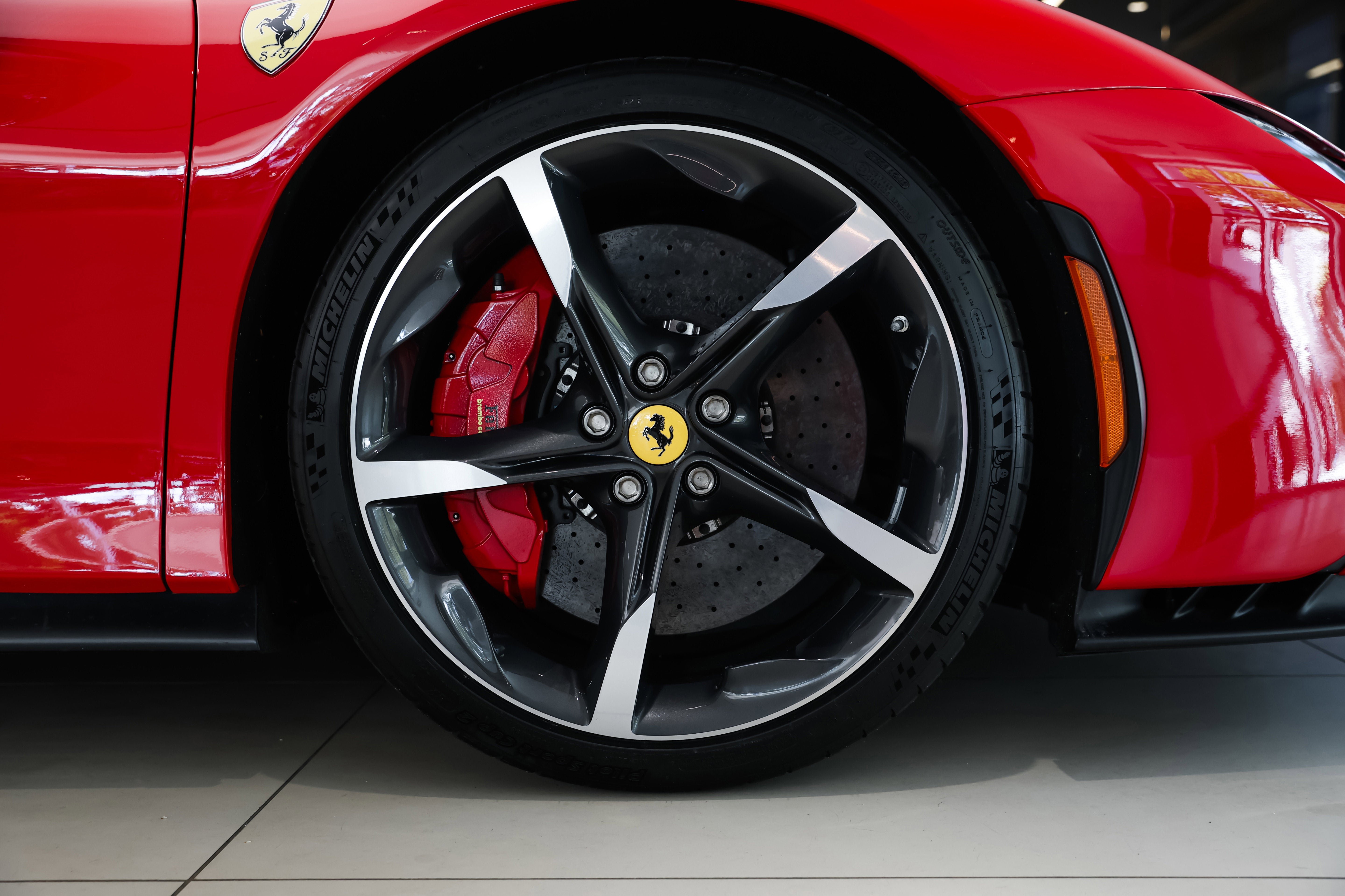 Used 2022 Rosso Corsa Ferrari  image 22