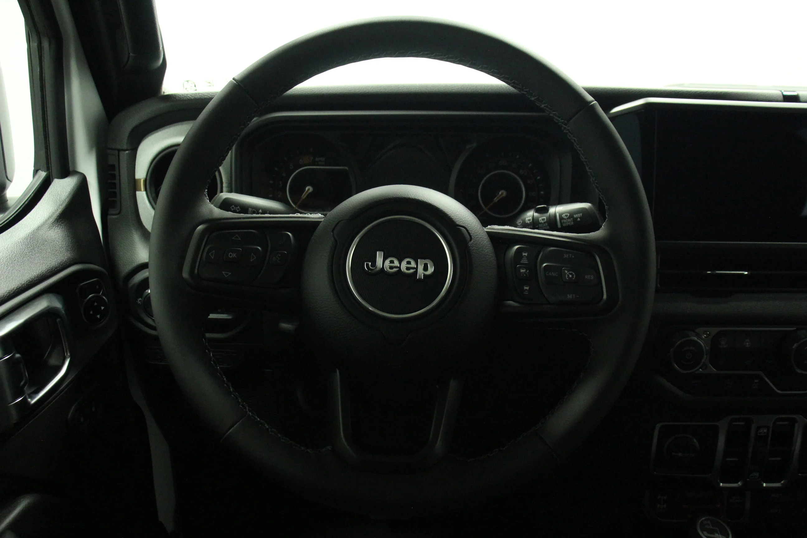 2025 Jeep Wrangler 4-Door Willys - Photo 18