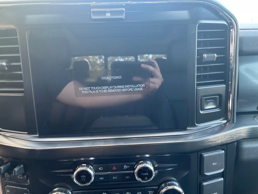 New 2026 CARBONIZED GRAY Ford Lariat image 16