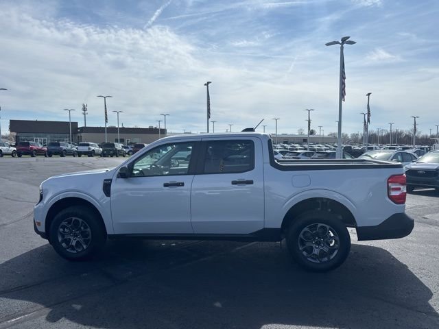 New 2026 Space White Metallic Ford XLT image 9