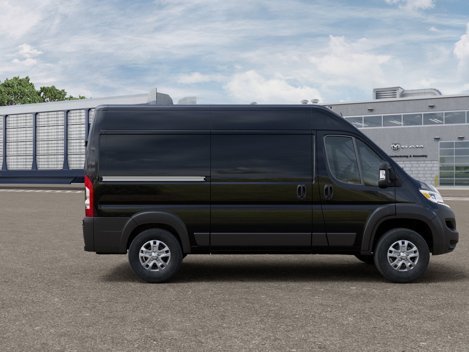New 2026 Black Clear-Coat Exterior Paint RAM High Roof image 12