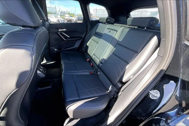 2025 BMW X1 28i - Photo 28