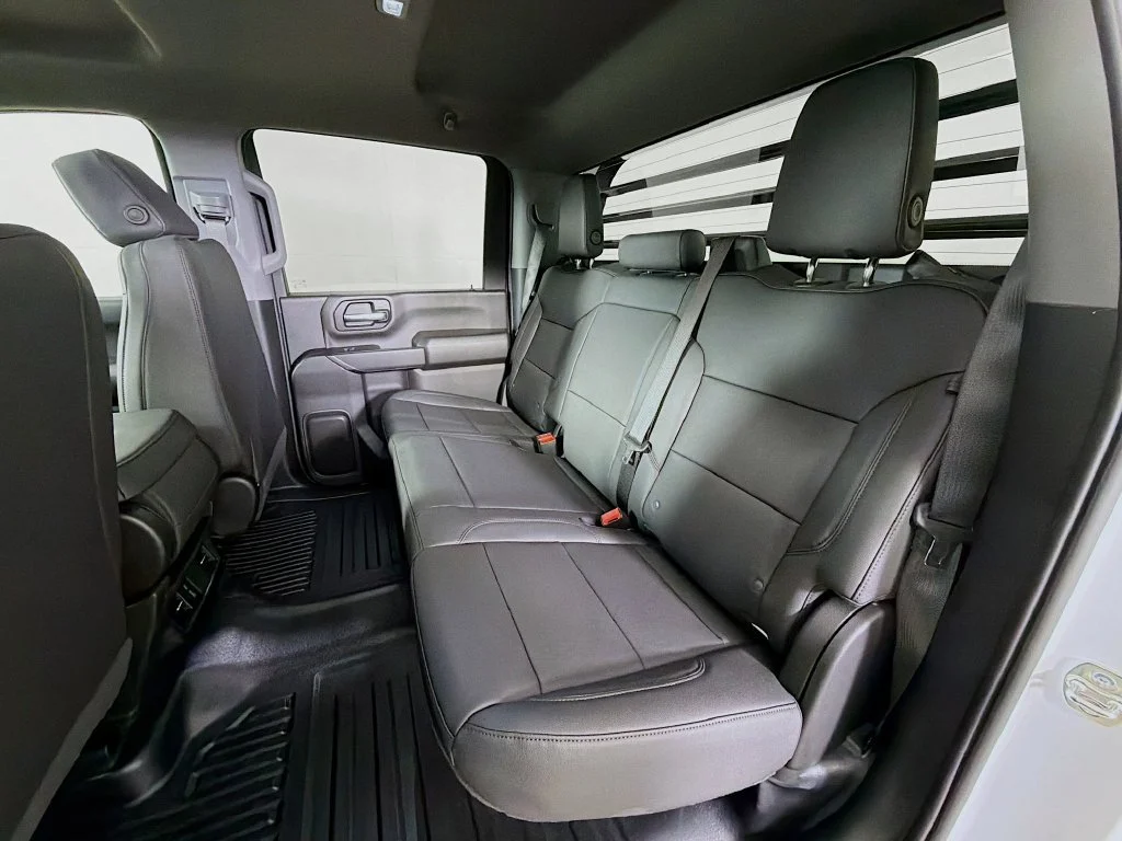 New 2026 Summit White Chevrolet Work Truck image 18