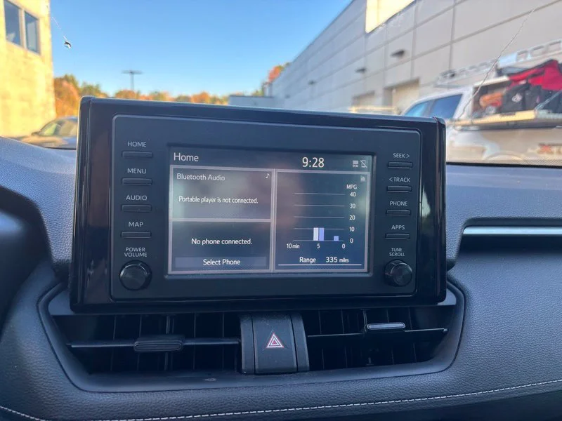 Used 2019 Gray Toyota XLE image 12
