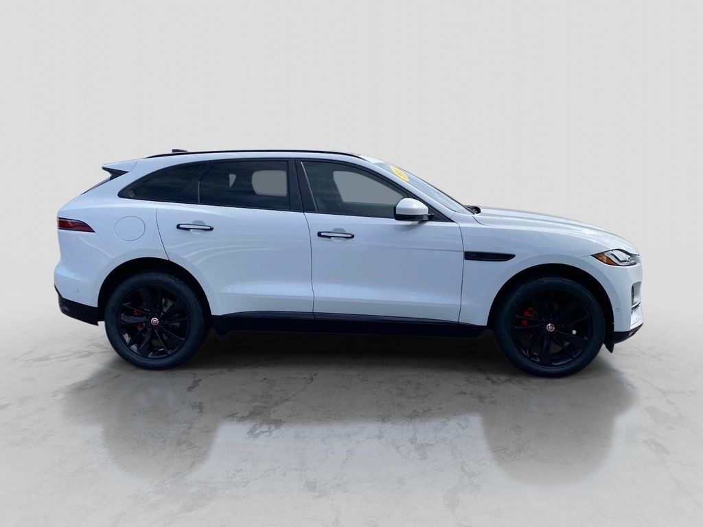 Used 2021  Jaguar P250 image 8
