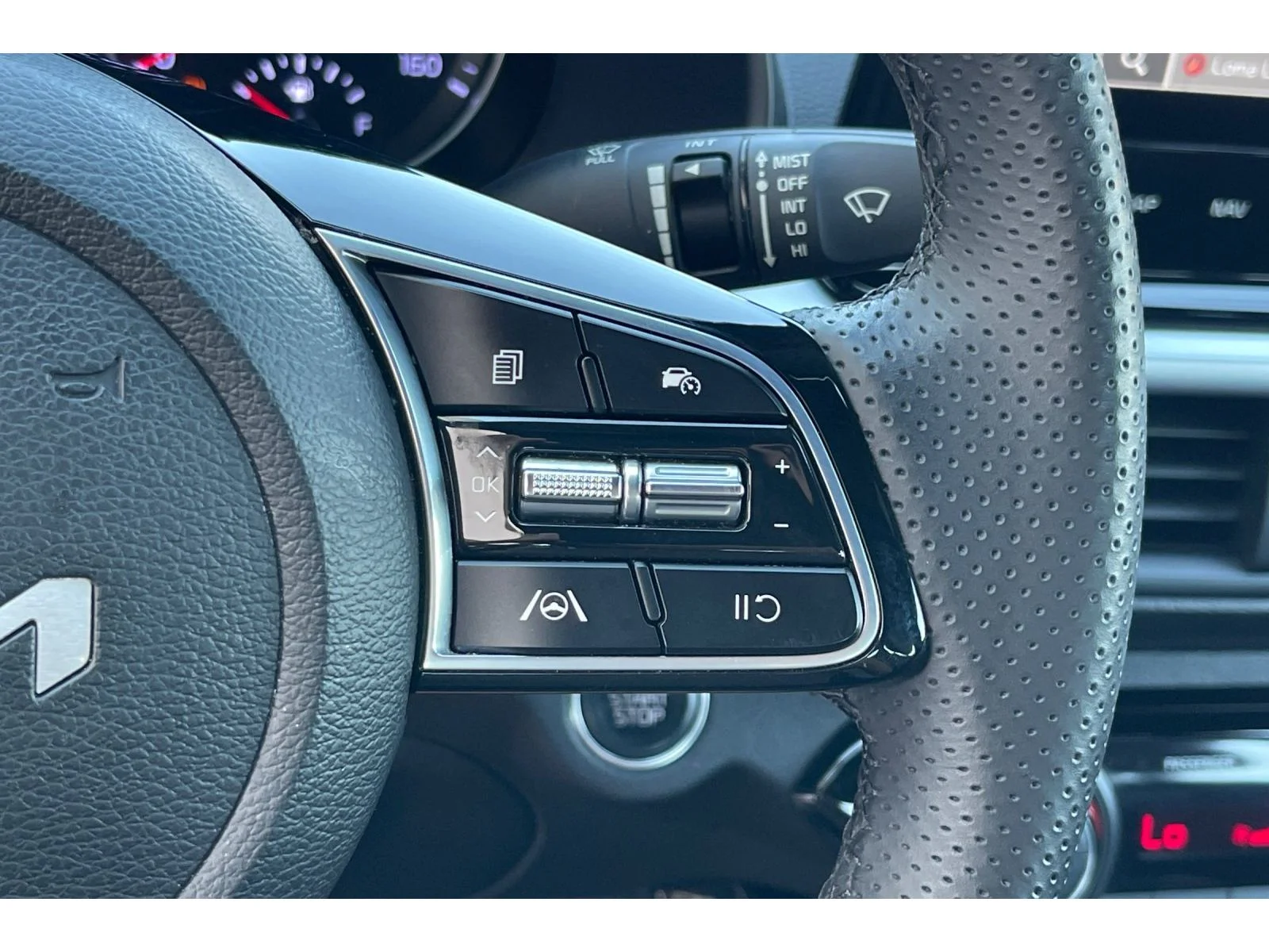 Used 2023 Steel Gray Kia GT-Line image 34