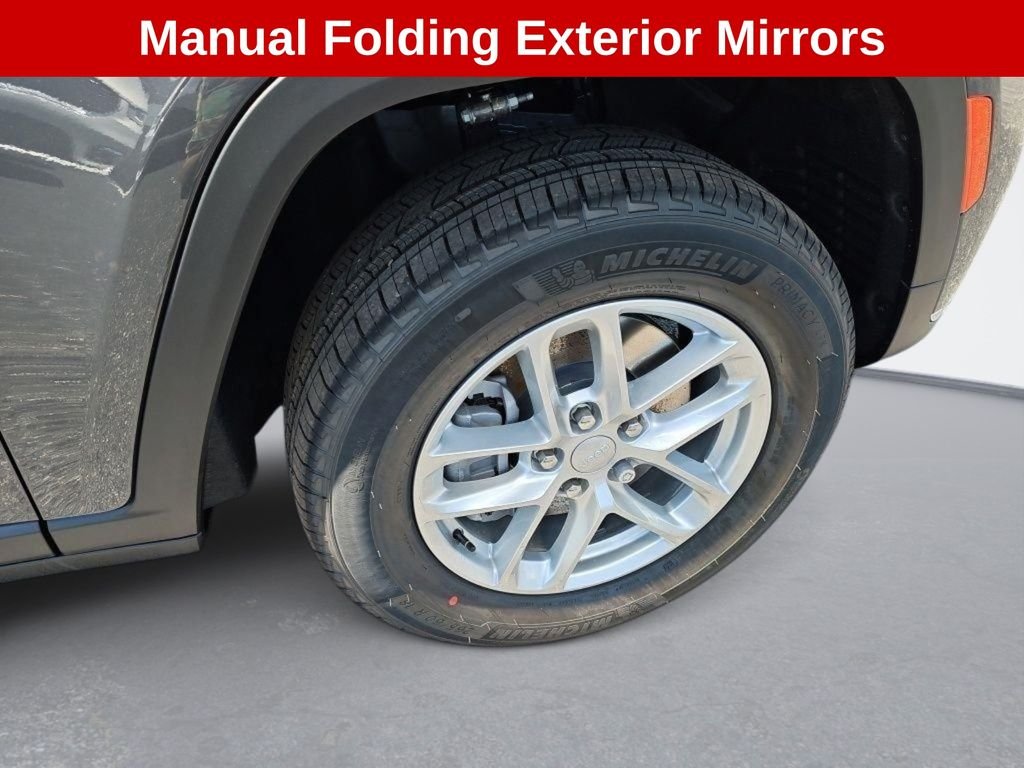New 2026 Baltic Gray Metallic Clearcoat Jeep Altitude image 14