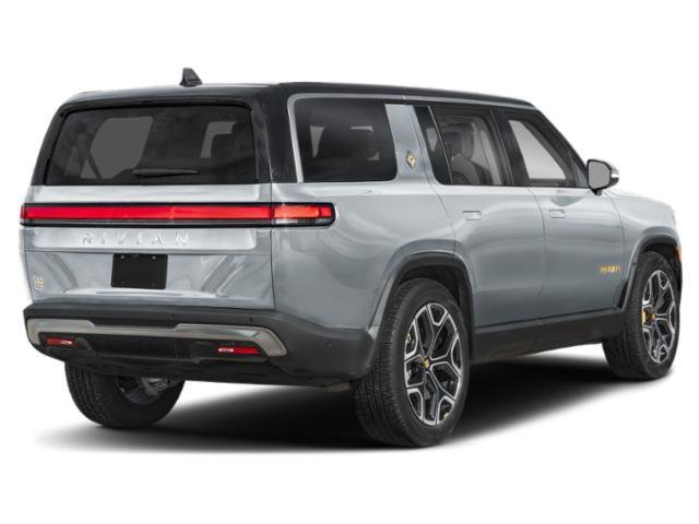 Used 2025 Rivian R1S Ascend with VIN 7PDSGCBP7SN059027 for sale in Bloomington, MN