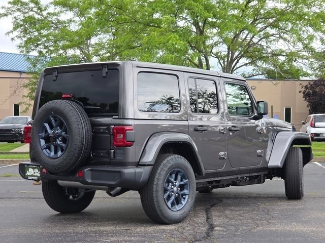 New 2026 Granite Crystal Metallic Clear-Coat Exterior Paint Jeep 85th Anniversary Edition image 27
