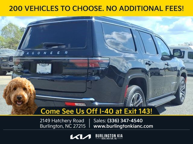 Used 2025 Diamond Black Crystal Pearlcoat Jeep Base image 24
