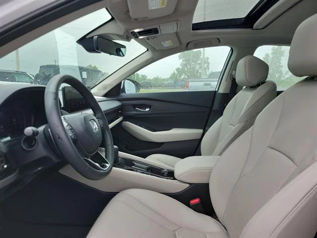 Used 2025 WHITE Honda EX-L image 15