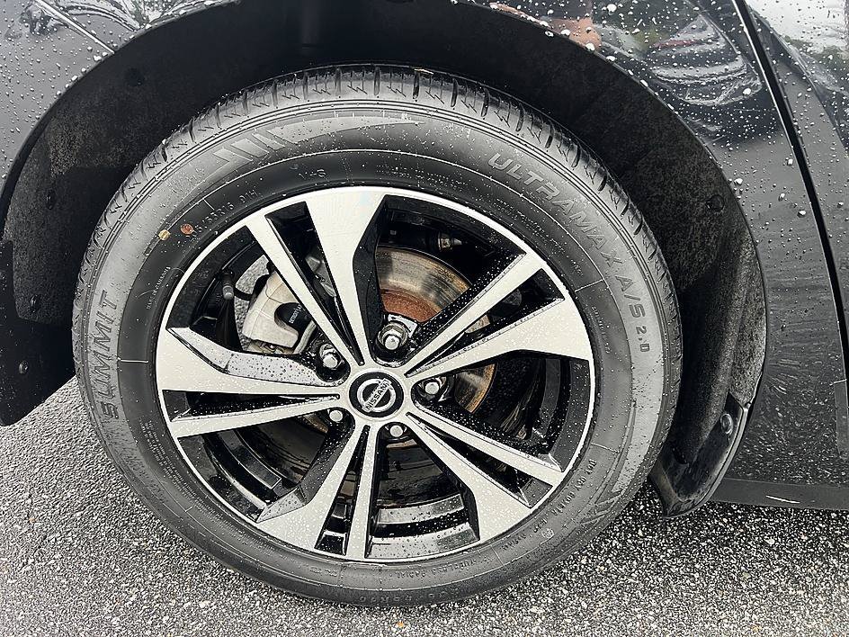 Used 2021 Super Black Nissan SV image 11