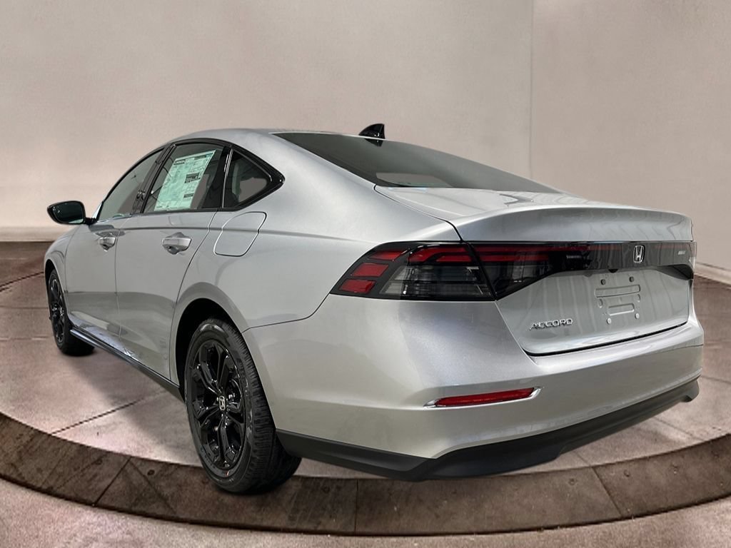 2025 Honda Accord SE - Photo 3