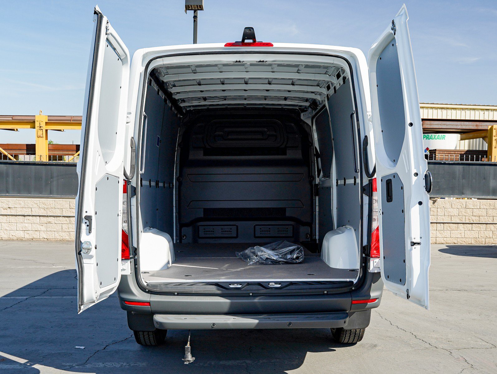 New 2026 Arctic White Mercedes-Benz 2500 Standard Roof I4 Diesel 144 RWD image 7