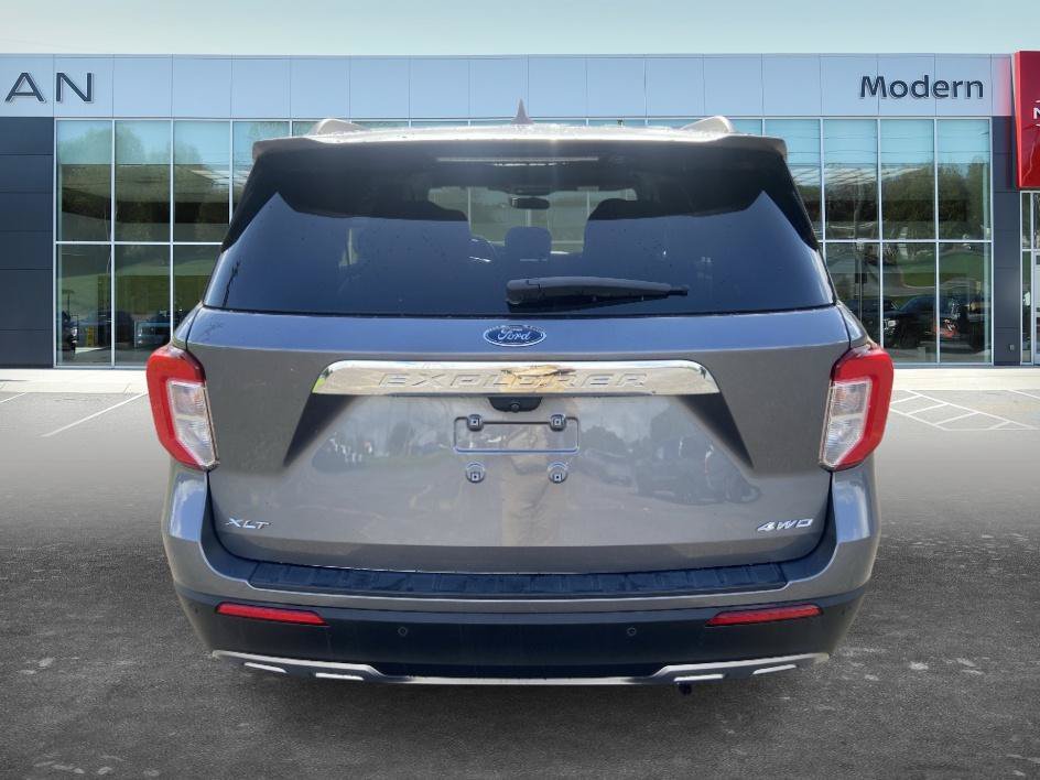 Used 2022 Gray Metallic Ford XLT image 6
