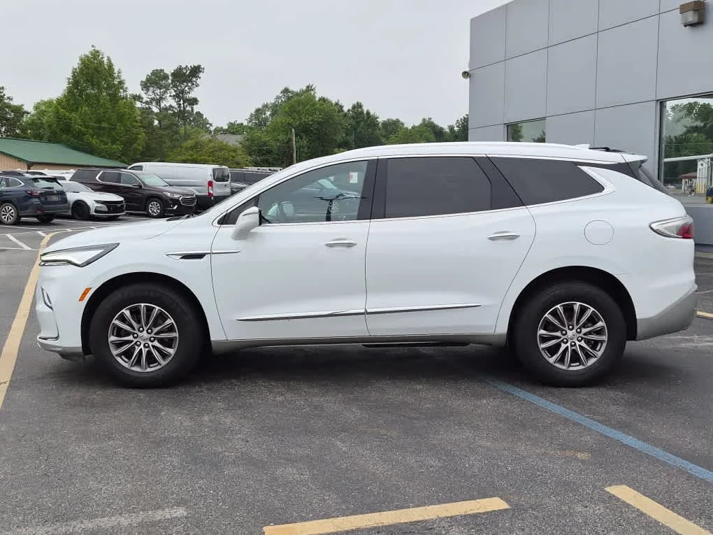 Certified Used 2023 Summit White Buick Essence image 5