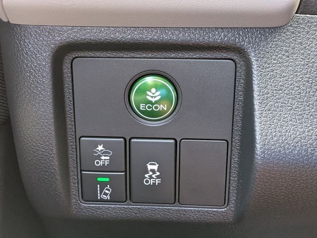 Used 2022 Silver Honda EX image 24