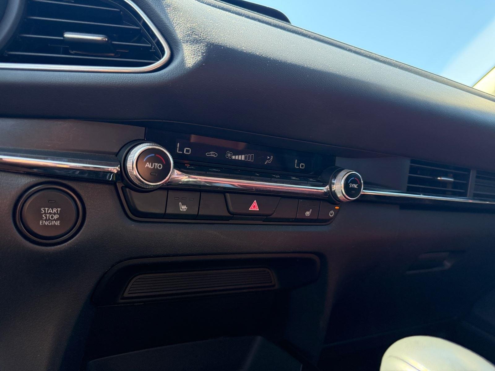2025 Mazda CX-30 Carbon Edition - Photo 24