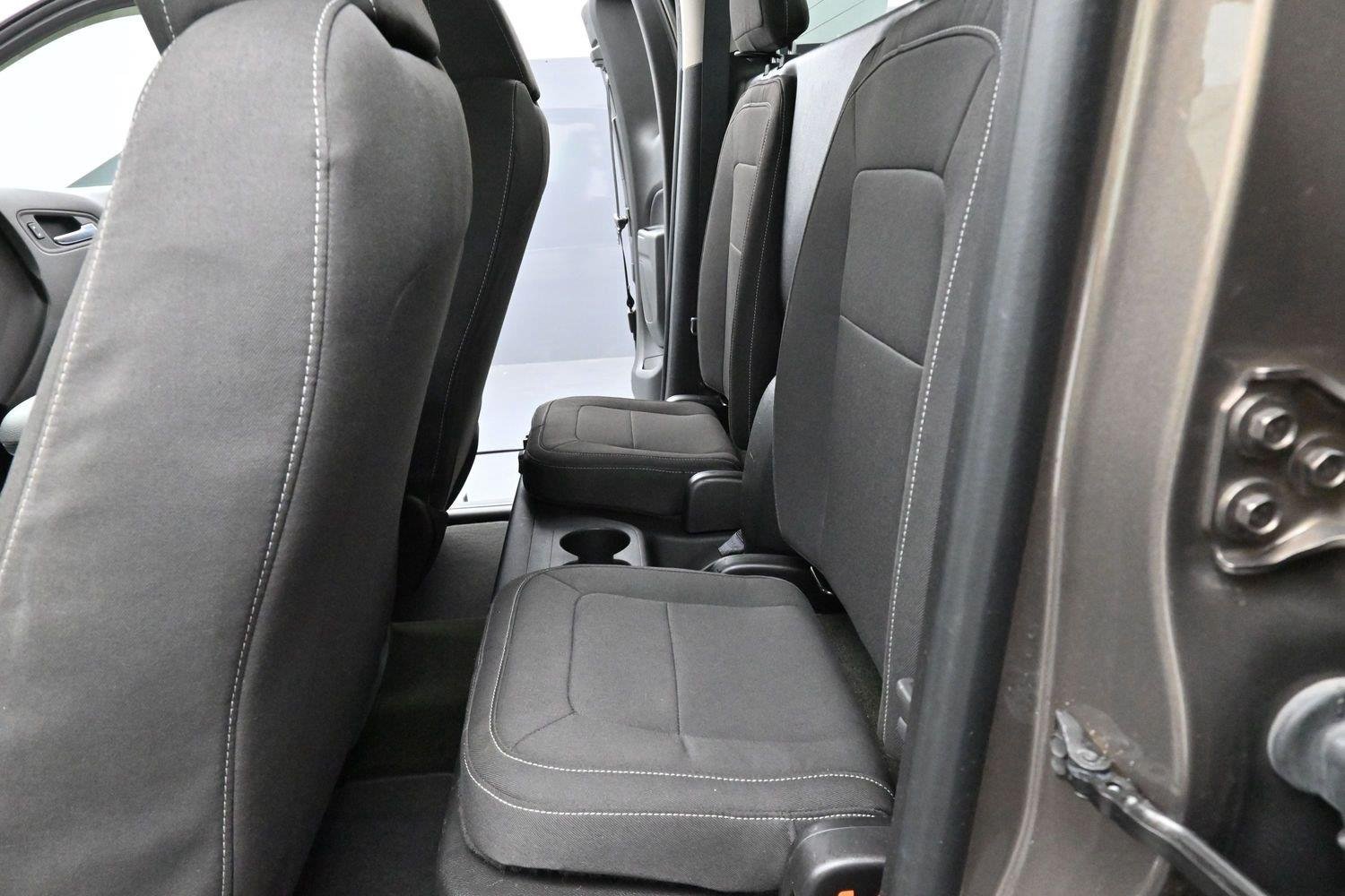 Used 2015 Brownstone Metallic Chevrolet 4WD LT image 34