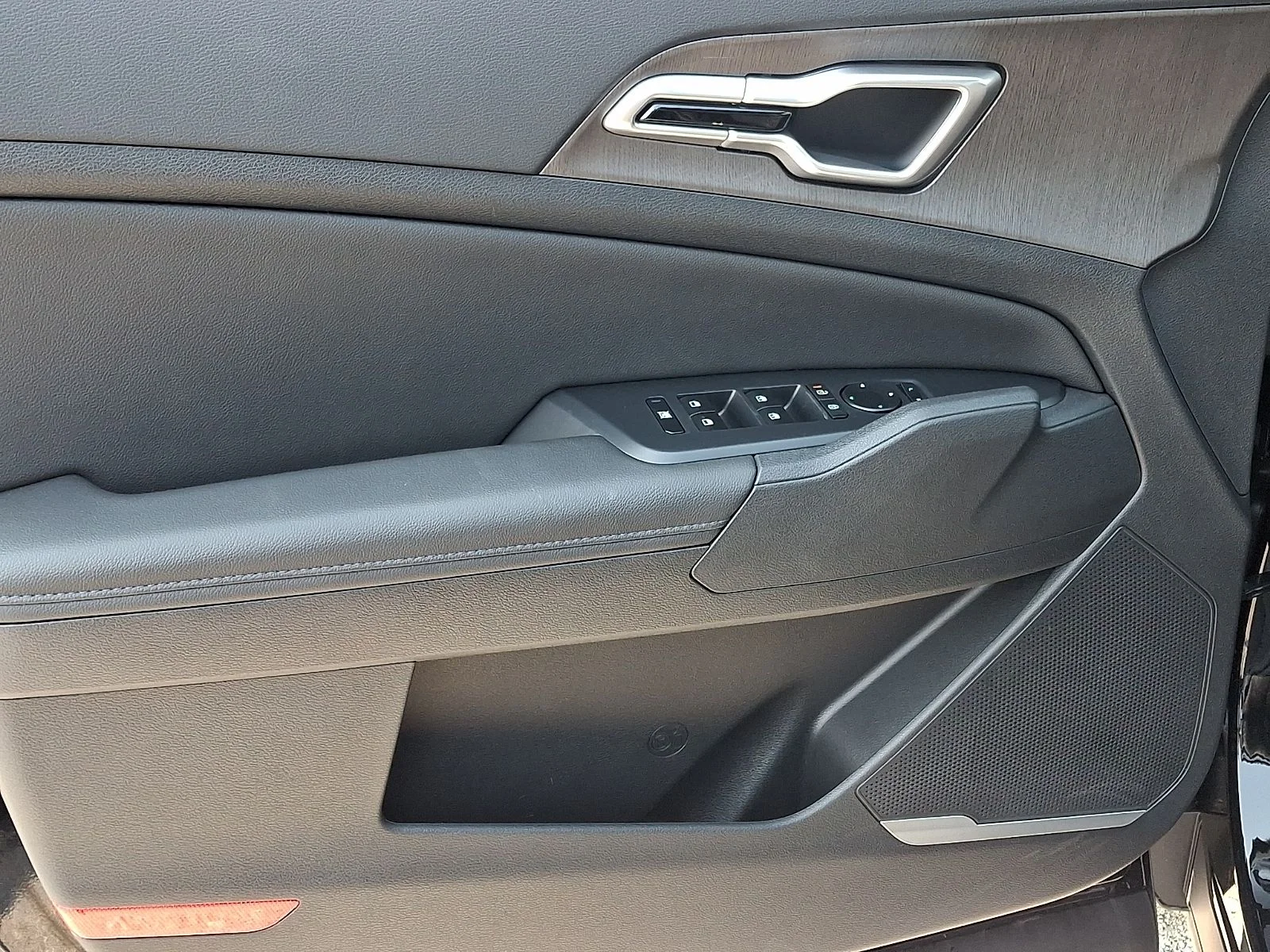 New 2026 Black Kia X-Line image 10