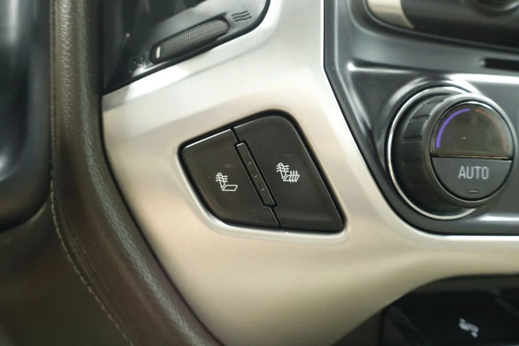 Used 2018 Red GMC SLT image 26