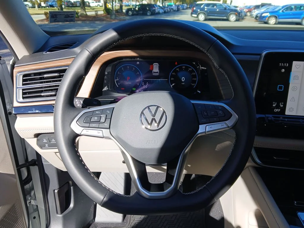 New 2026 White Volkswagen 2.0T SE w/Technology image 14