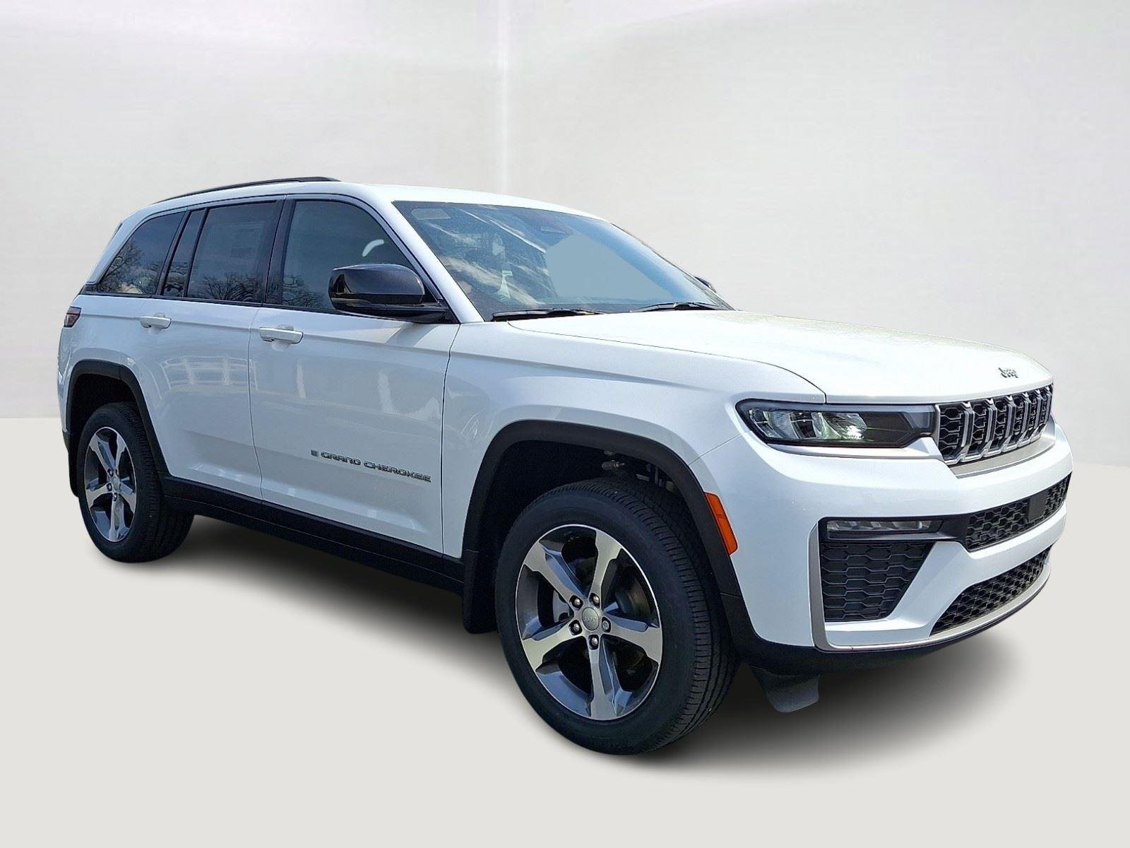 New 2026 Bright White Clearcoat Jeep Limited image 2