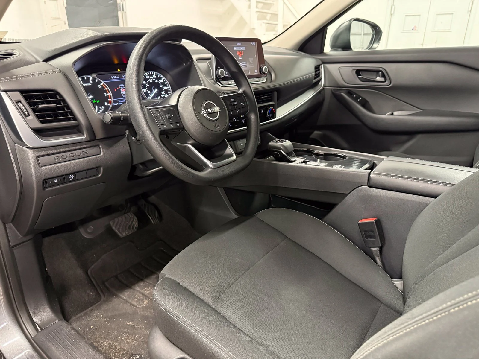 Used 2024 Gray Nissan S image 17
