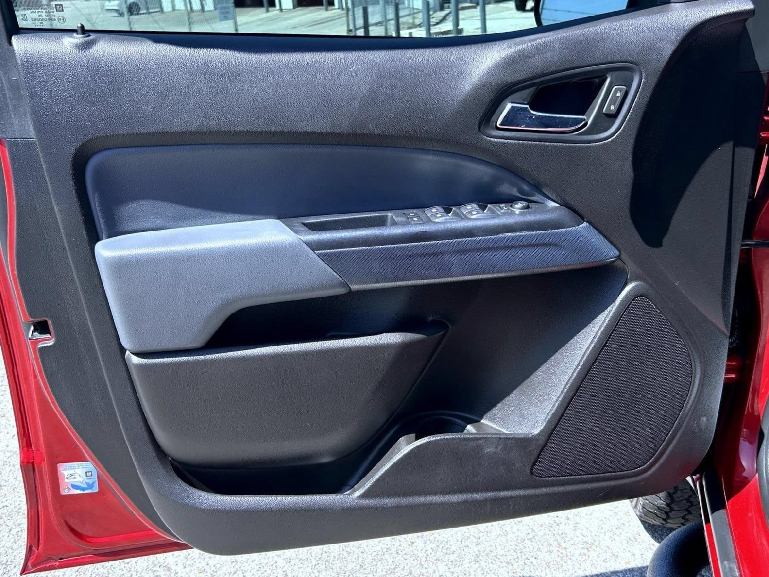2021 Chevrolet Colorado Z71 - Photo 10