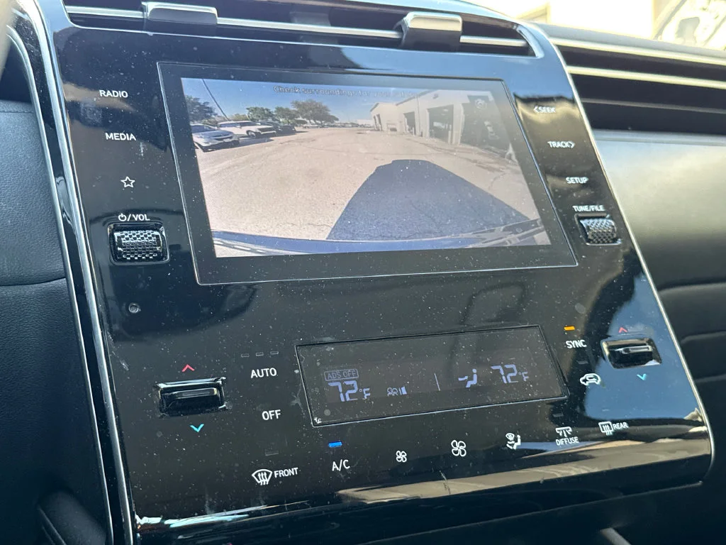 Used 2024 Hampton Gray Hyundai SEL image 23