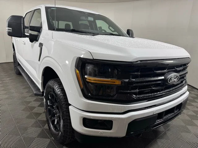 New 2026 Oxford White Ford XLT image 1