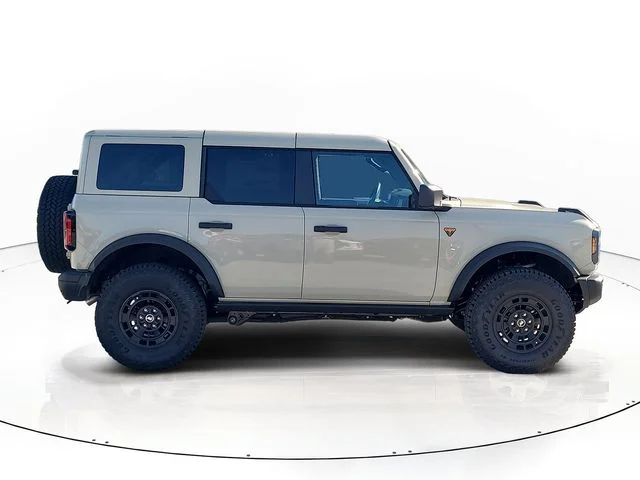 New 2026 Desert Sand Ford Badlands image 4