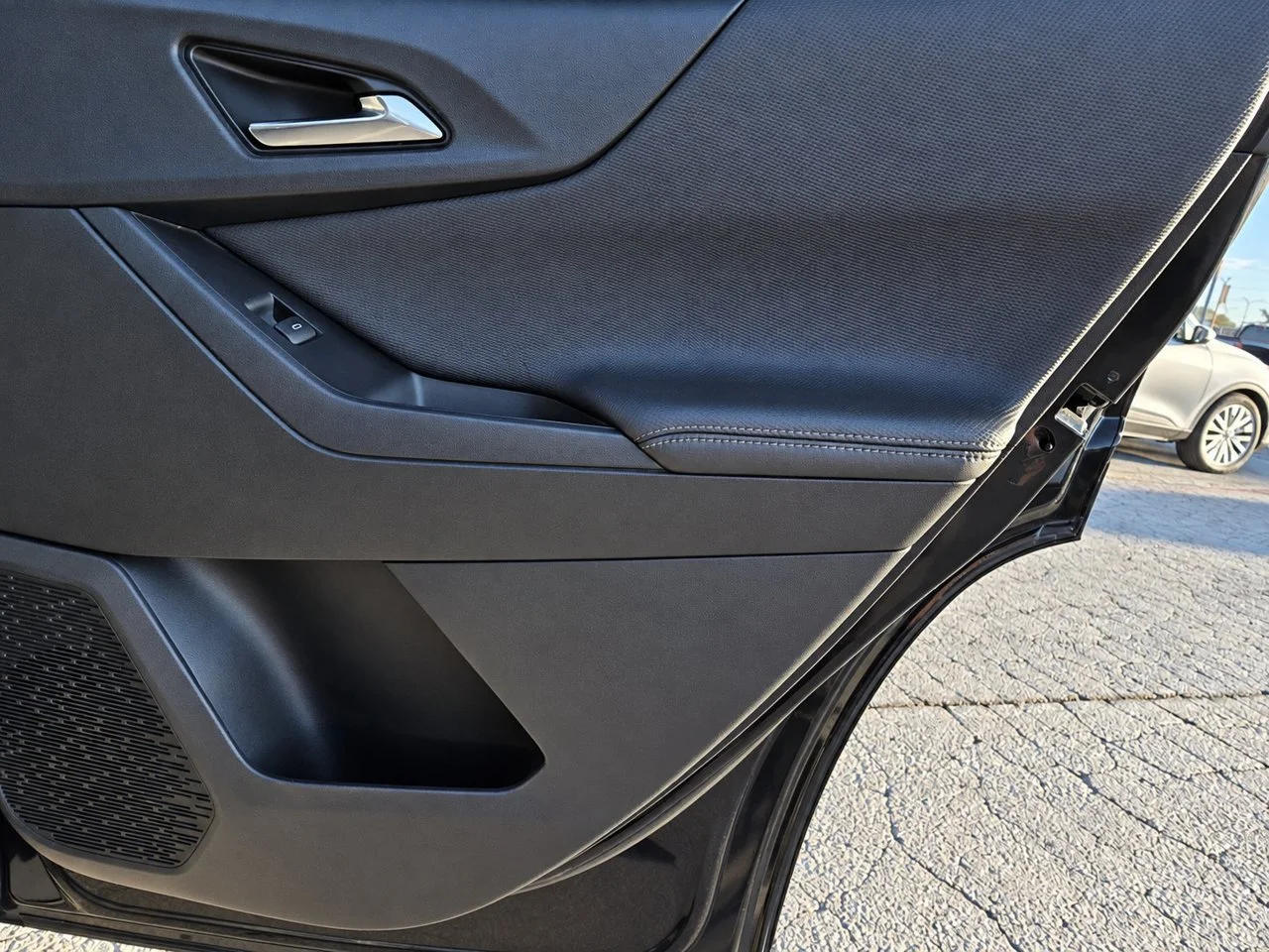 Used 2026 Mosaic Black Chevrolet LT image 28