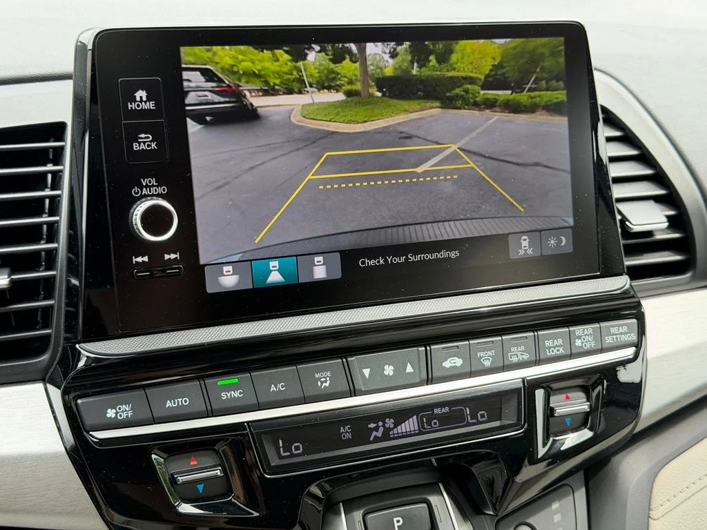 Used 2025  Honda EX-L image 42