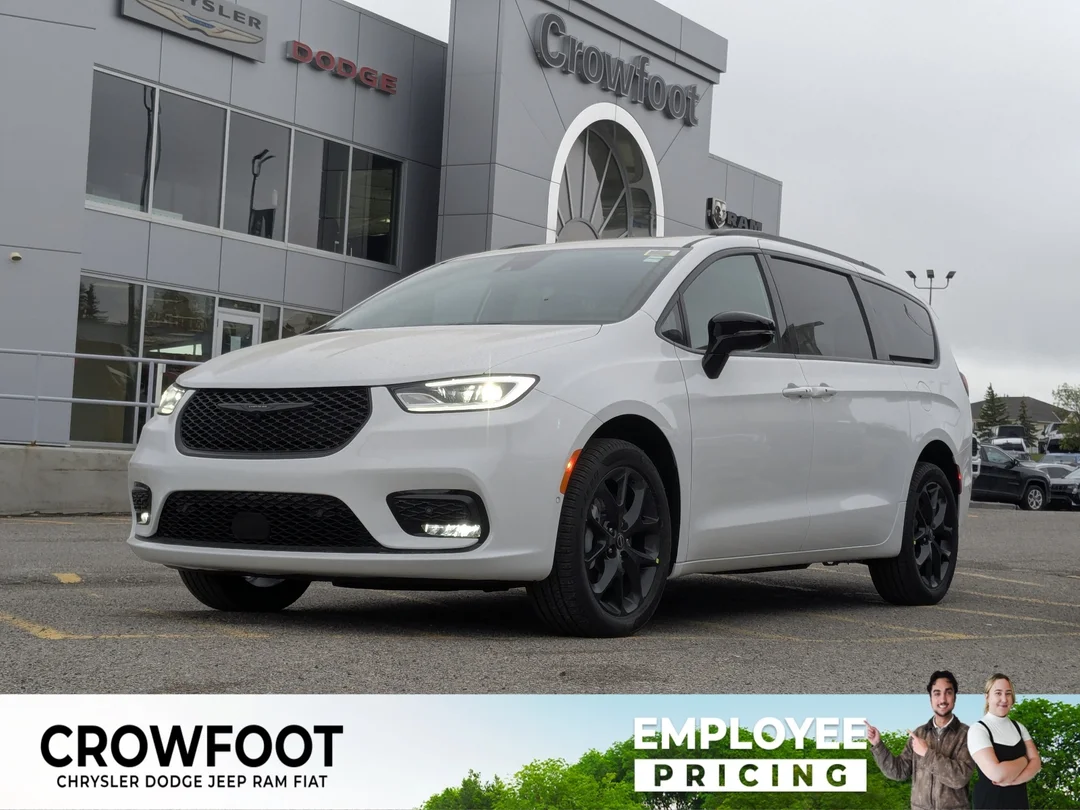 New 2026 White Chrysler Select - - AWD - 3.6L Pentastar V6 - Adaptive Cruise Control - Blind Spot Monitor & More! image 1