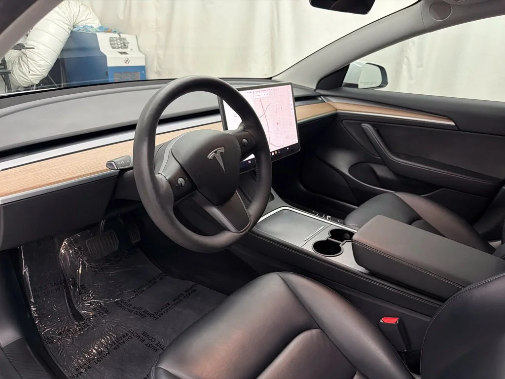 Used 2021 White Tesla Long Range image 14