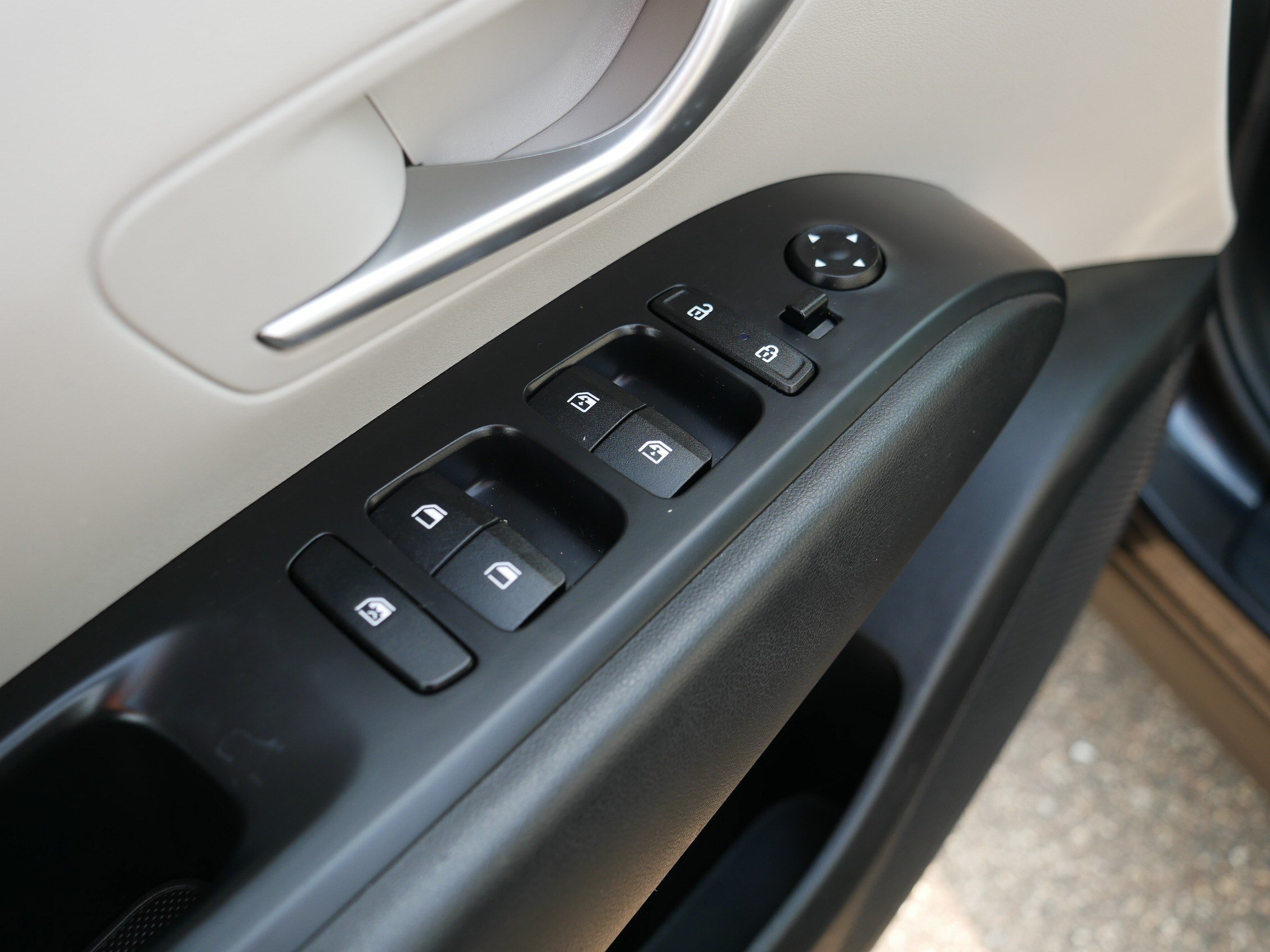 Used 2023 Portofino Gray Hyundai SEL image 19
