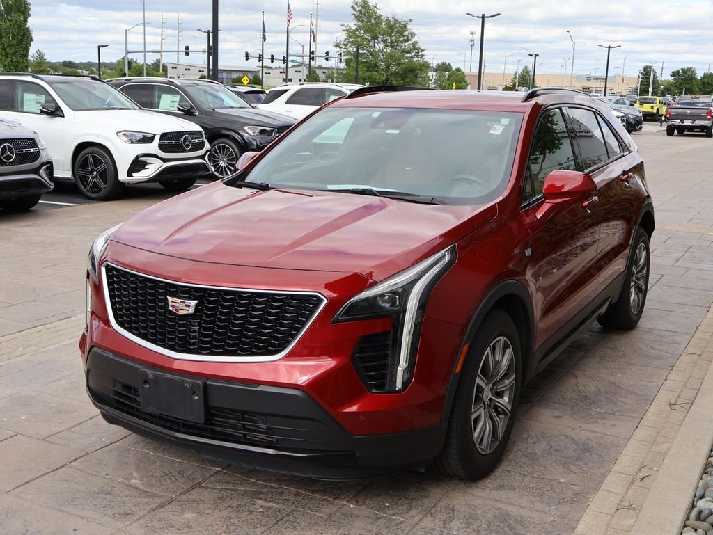 Used 2020 Red Cadillac Sport image 4