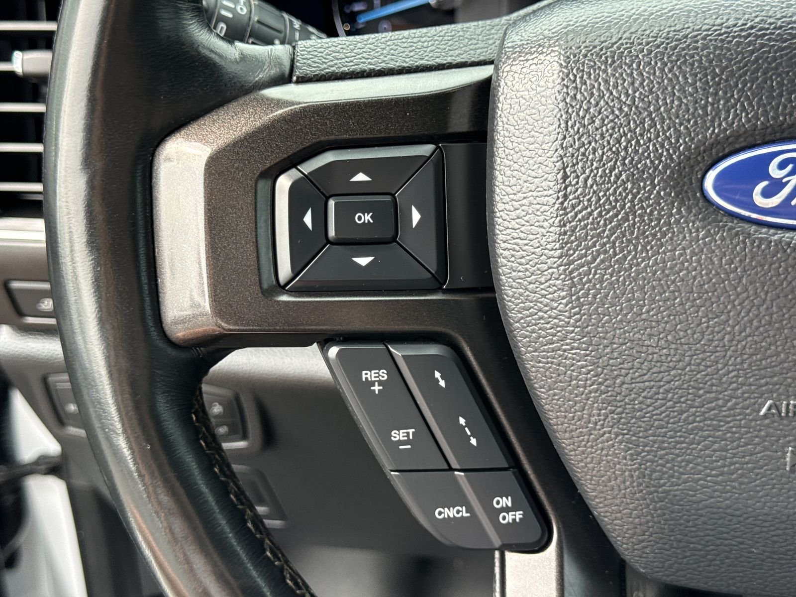 Used 2021 Oxford White Ford Limited image 34