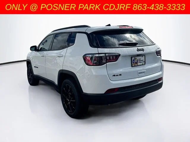 New 2026 Bright White Clear-Coat Exterior Paint Jeep Latitude image 7