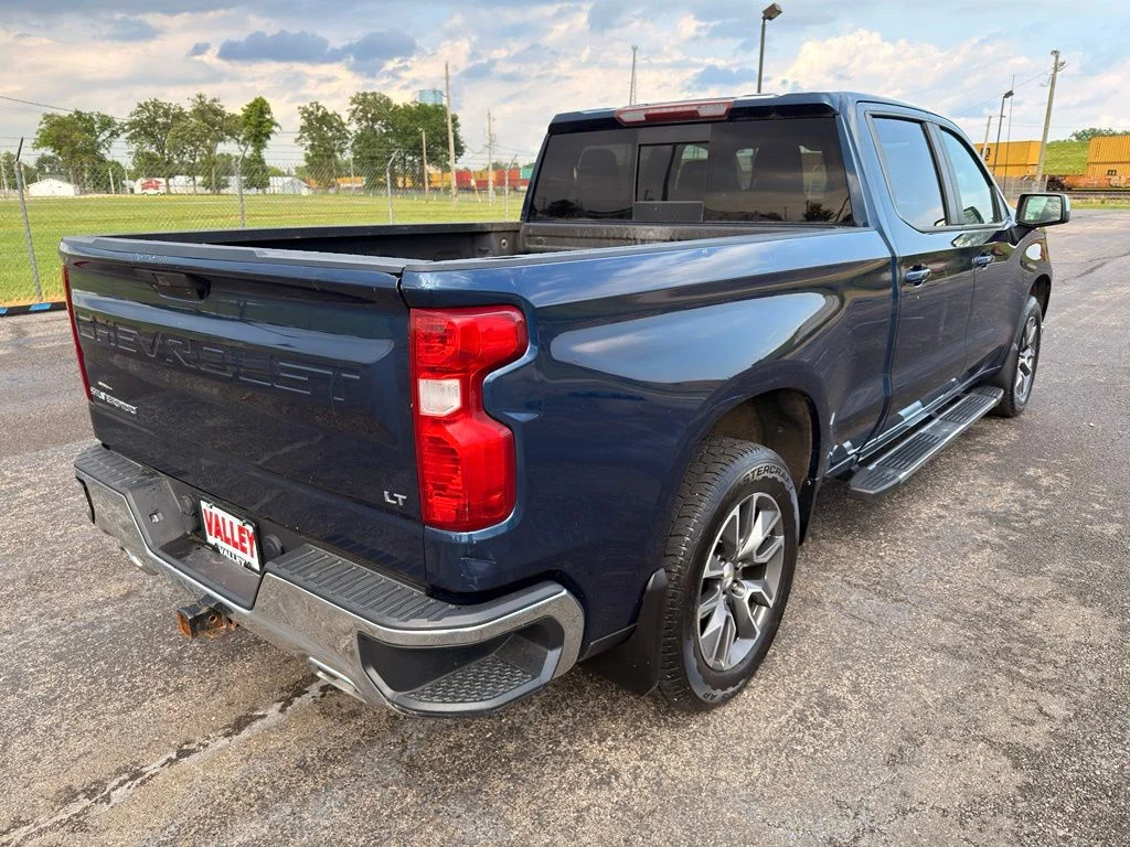 Used 2020 Blue Chevrolet LT image 11