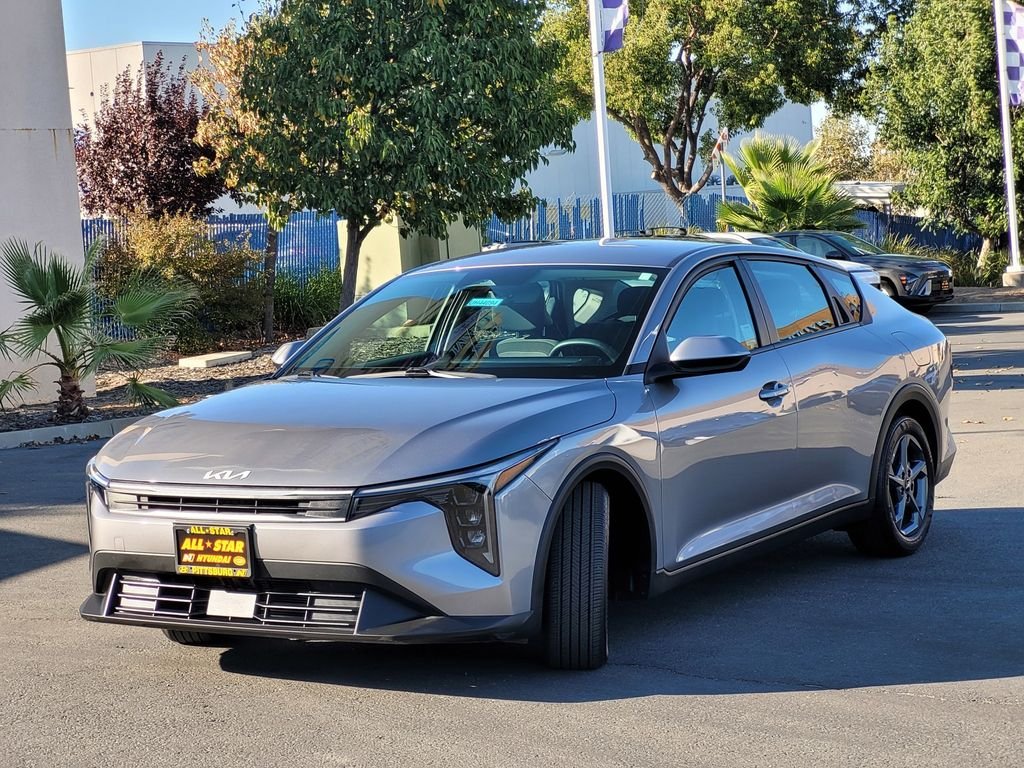 Used 2025 Gray Kia LXS image 8