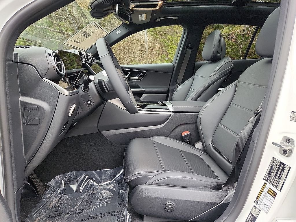 Used 2026 Polar White Mercedes-Benz GLC 300 image 9